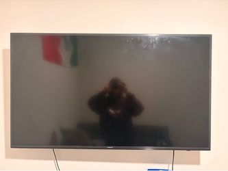 50” Samsung Smart TV