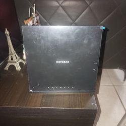 NETGEAR - Internet Cable Modem Wi-Fi Router C6250