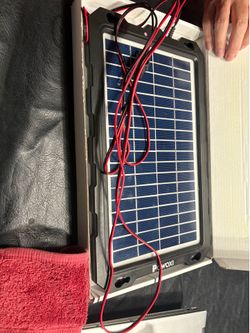 12v solar battery charger and maintainer