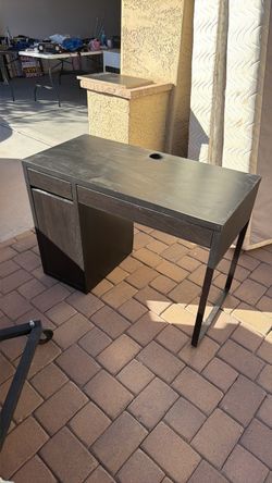 Ikea Micke Desk Cappuccino Color