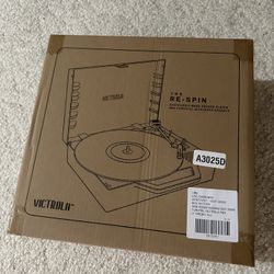 Victrola Re-Spin Bluetooth Suitcase Record Player