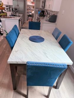 Dining table with 6 chairs