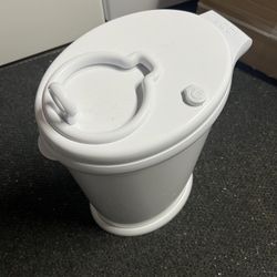 Ubbi Diaper Pail (white)