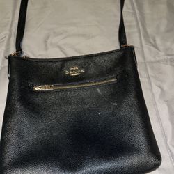 Bolsa Coach  Tiene Una Marchita Blanca Es Esmalte  Pero No Está Rota  