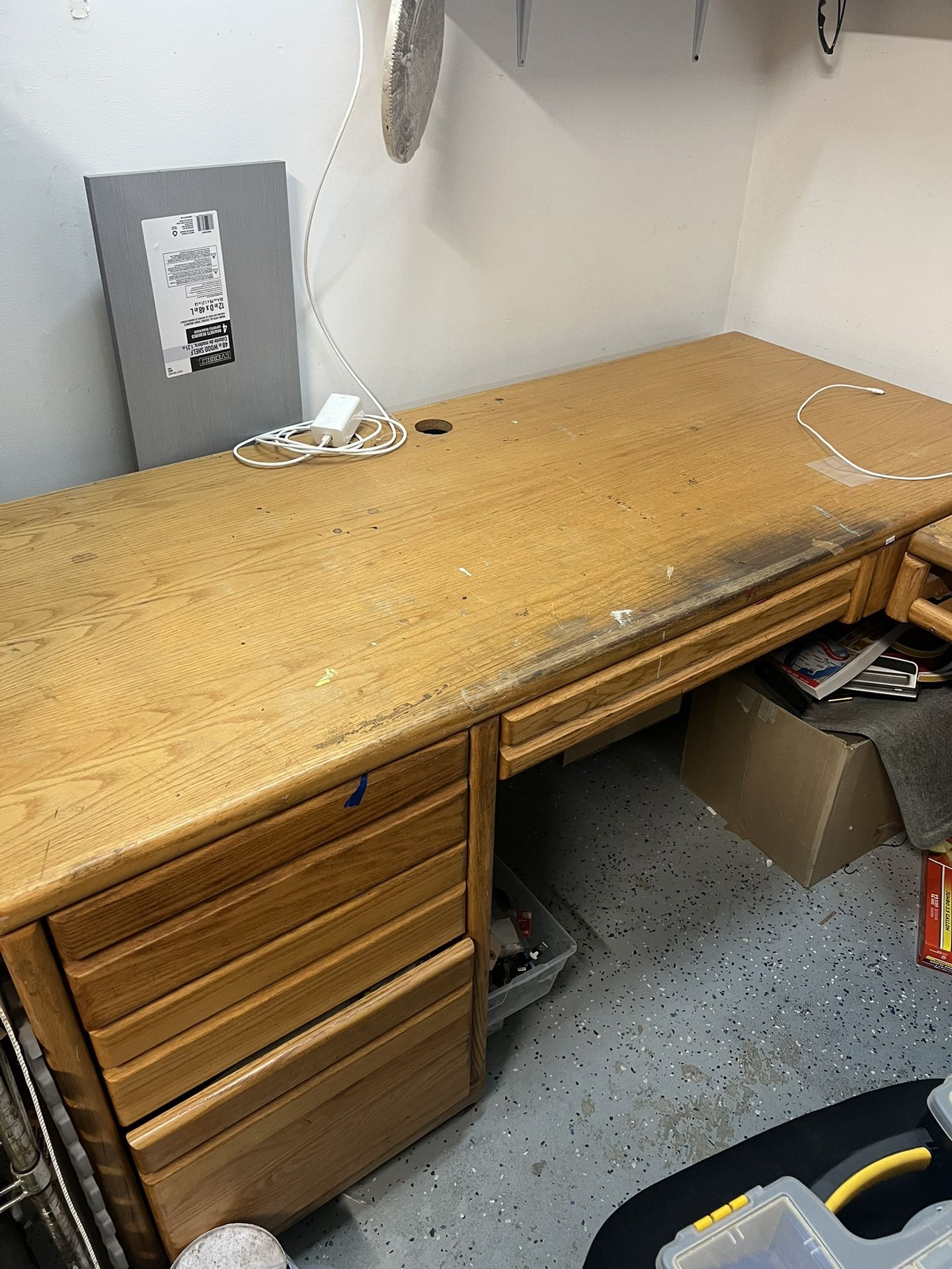 Free Desk 