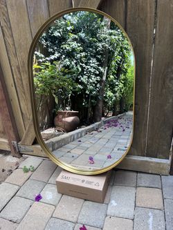 22x30 Gold Mirror