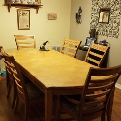 Formal Dining Room w/6 Chairs