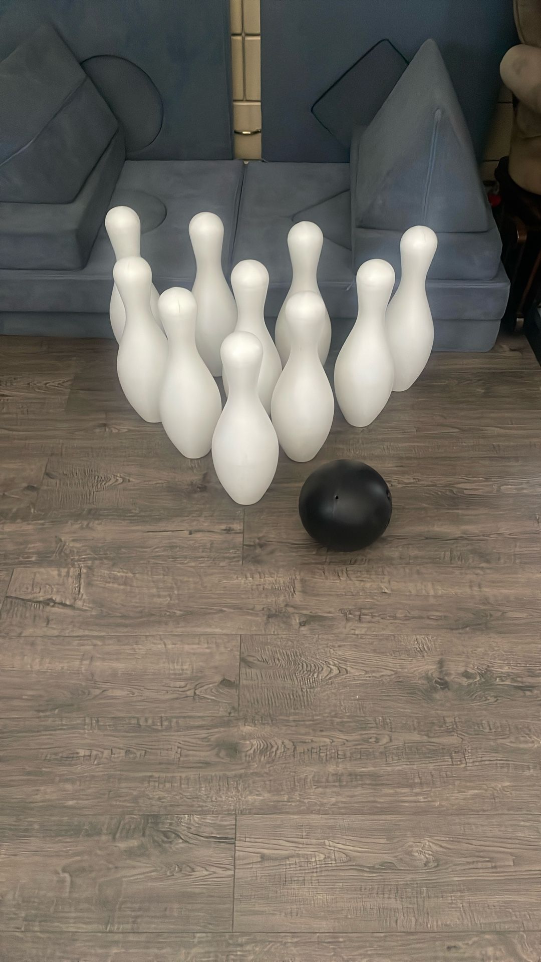 Bowling Pins And 1 Ball Toys For Kids