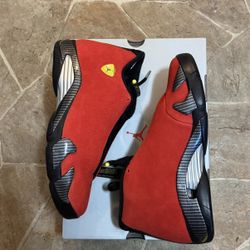 Jordan 14 Retro Ferrari 2025 Size 11 