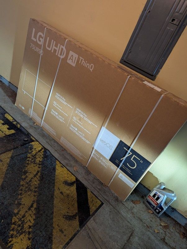 (NEW) LG 75" UR9000 4K Smart TV