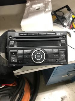 Factory 2011 Nissan Sentra cd radio