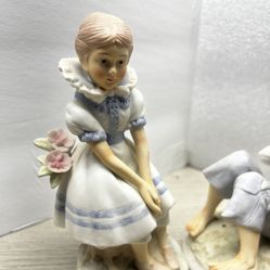 Vintage Lefton Figurine  Porcelain Sitting Becky Thatcher KW225 RED LABEL