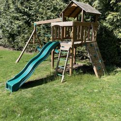 Swing Set Tree House 