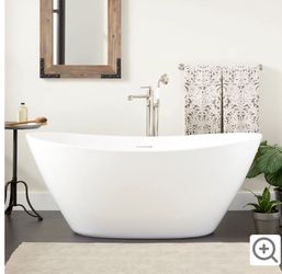 Signature Hardware
Treece 60" Acrylic Freestanding Tub with Integrated Drain and Overflow