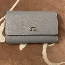 Beautiful Brand New Authentic Coach Wallet