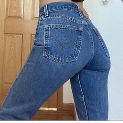 Levi’s size 25 very strechy. Used like new