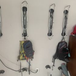 4x SteadyRack wall-mounted bike rack