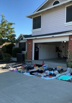 GARAGE SALE