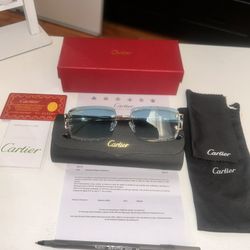 🌴Green Cartier Buffs (Gold Frame) green luxury🌴 Gold trim with Green tint — smooth and silent pressure. 💰 $199 📦