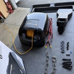 Minn Kota Deckhand DH 40 lb Electric Boat Anchor Winch with 100ft Rope 