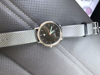 Beautiful TED BAKER dress watch with leather strap. Retails for $120.