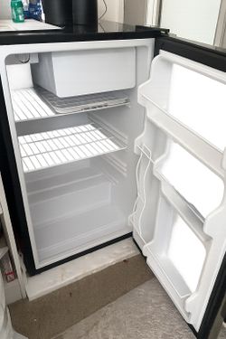 Mini Refrigerator 3.3ft