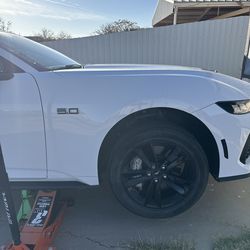 25 mustang rims and tires