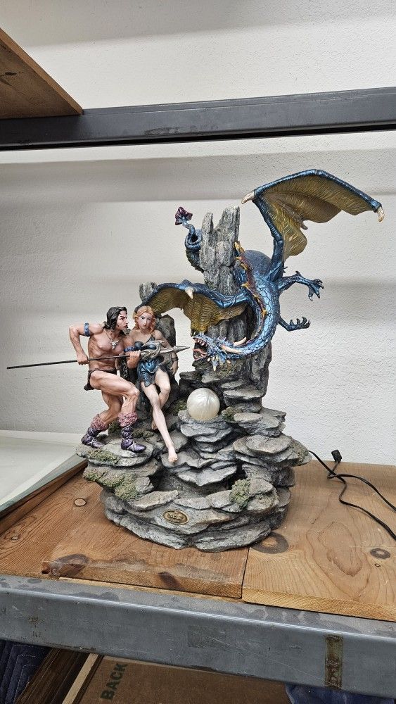 Dragon Vs Man Statue . De Capoli Collection