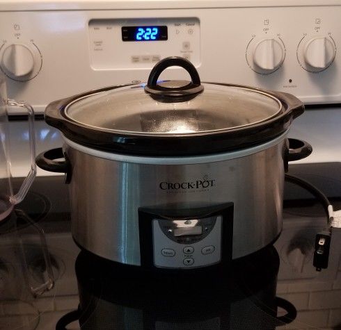 AROMA 3 Qt SLOW COOKER Stainless Steel & Ceramic Electric Crock Pot  ASC-503S for Sale in Carlsbad, CA - OfferUp