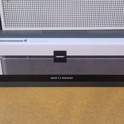 Bose TV SPEAKER SOUND BAR  BRAND NEW