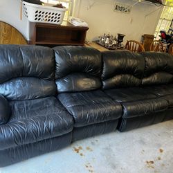 Black Leather Queen Sofa Bed And 2 Recliners Attached