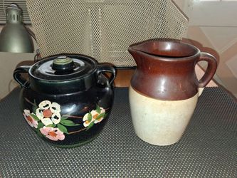 Very old Pottery.. two pieces.. excellent condition! Selling as a bundle.. both for $20.. All sales final.