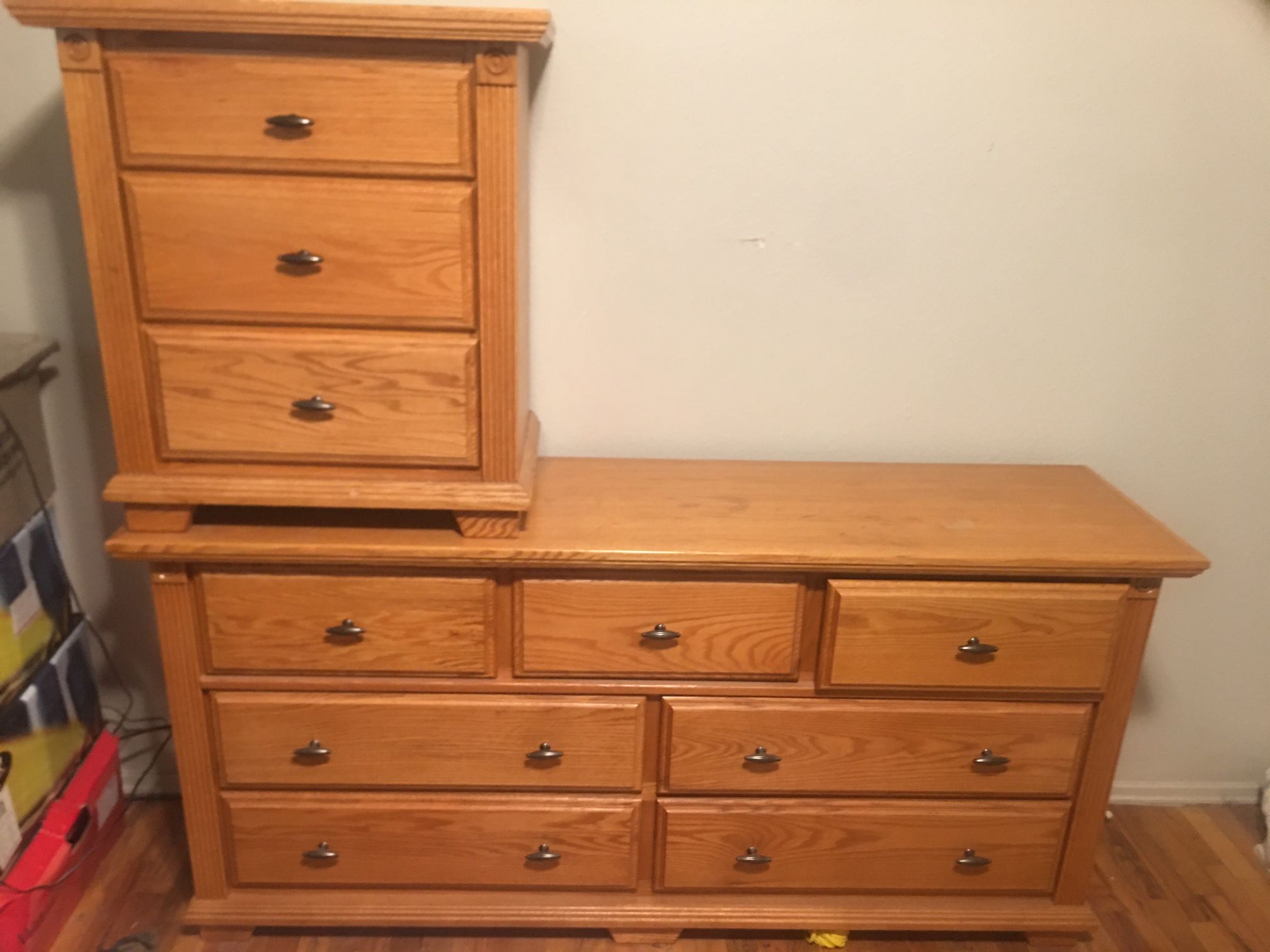 Very Nice Five Piece Bedroom Set