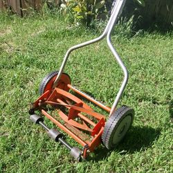 Manual Lawn Mower 