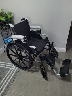 Wheelchair Lightweight (NEW)