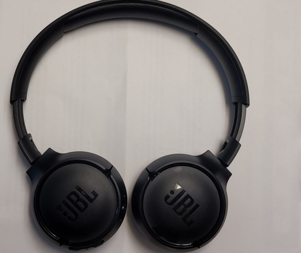 JBL Tune 750BTNC Wireless Headphones 