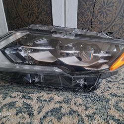 2018 Nissan Rogue Driver Side Dual Led Headlight 