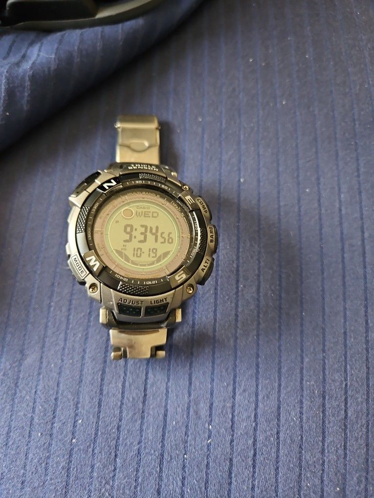 Casio Pathfinder, Titanium Self Chargeing Watch.