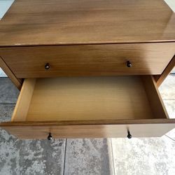 Nightstand 