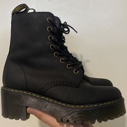 Dr. Martens Women's Shriver Hi Platform Black Leather Lace Up Boots Women Size : 6 US L 