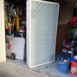 Single Mattress box Spring