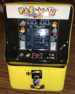 PAC-MAN Cup  (Used As Desk Decoration) BRAND NEW