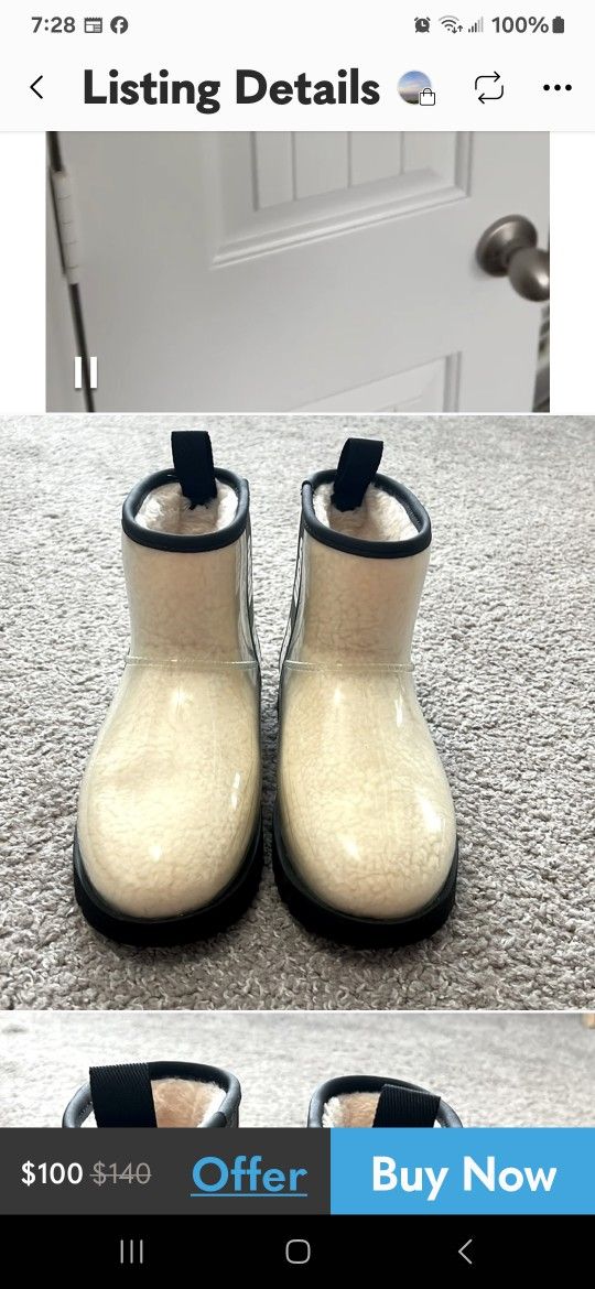 UGG  Rain Boots Size   10   NEW