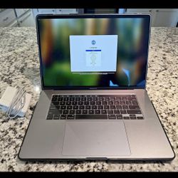 2TB 32GB Ram i9 Macbook Pro 16” 8GB Radeon 5600M Gfx