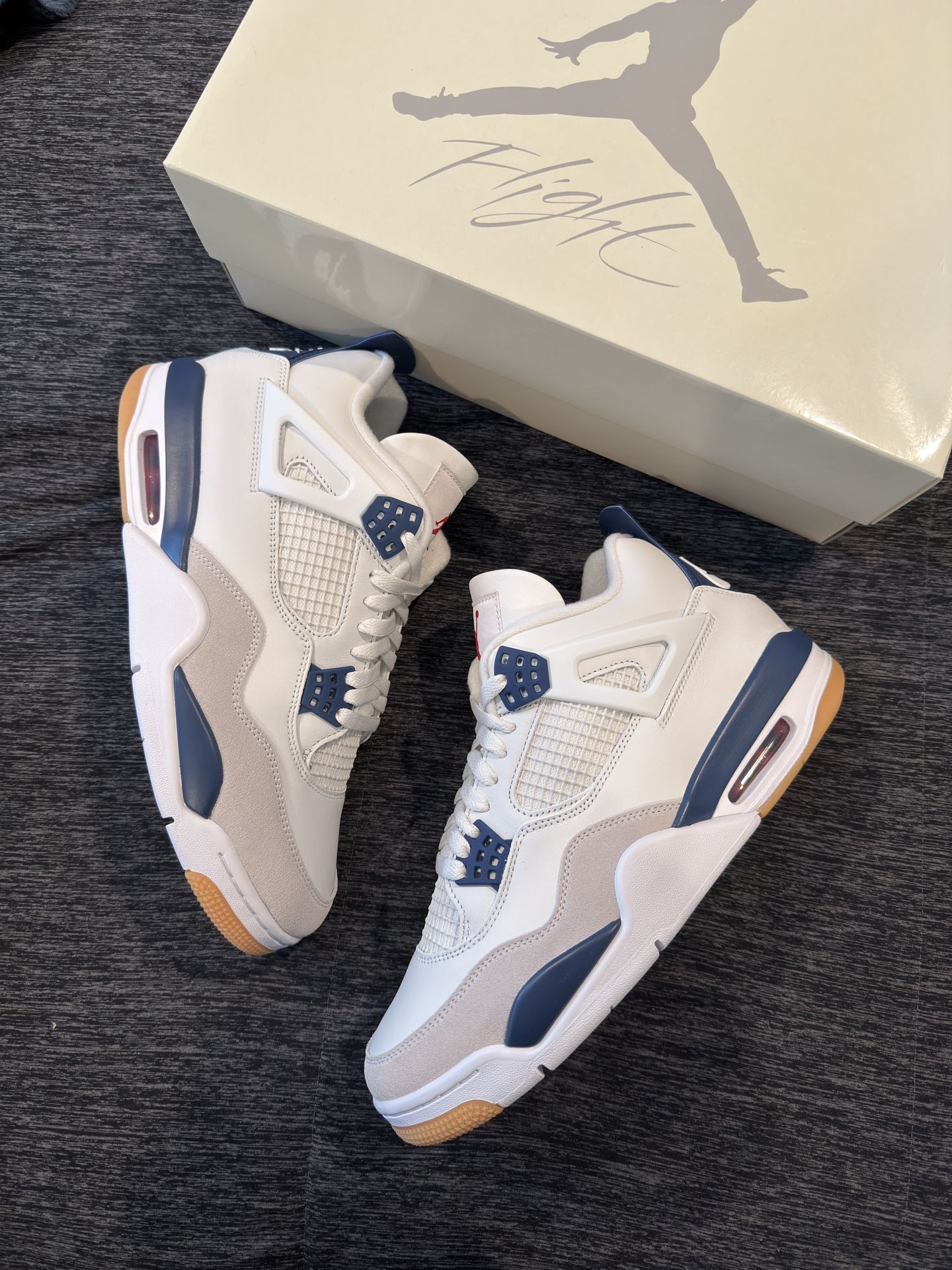 Jordan 4 SB Navy 10.5M