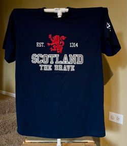 Scotland the Brave Men’s XL T-Shirt | Embroidered Scottish Lion Navy