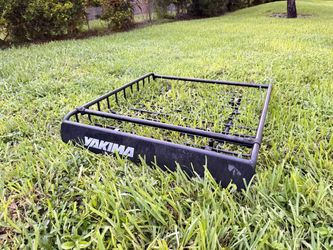 Yakima Loadwarrior Roof Basket