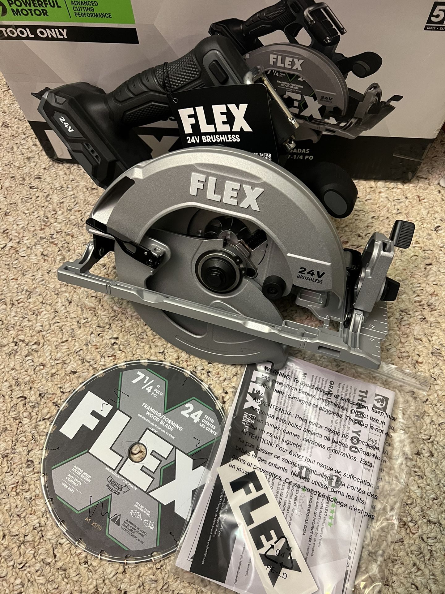 *NEW* FLEX 24V Brushless 7-1/4” Circular Saw (Tool Only)