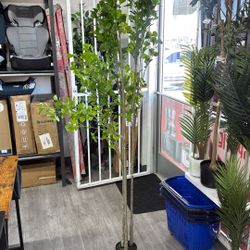 Keeplush tree 7 feet