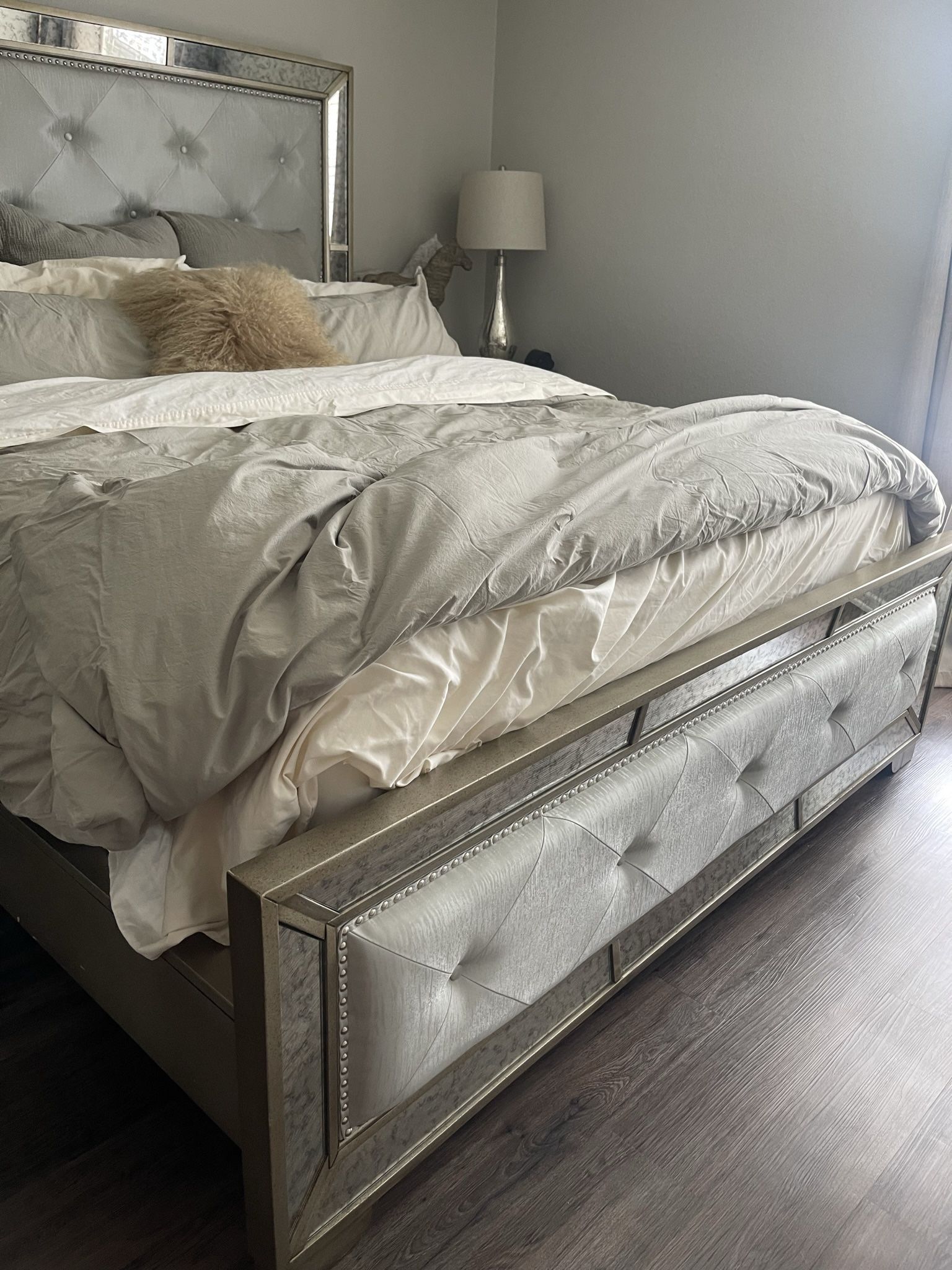 Z Gallerie Ava 4 Piece Complete Bedroom Set 795 OBO!! Cal King Bed, 2 nightstands, 8 drawer